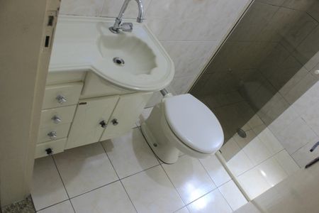 Casa à venda com 189m², 3 quartos e 2 vagasBanheiro social 2