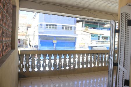 Casa à venda com 189m², 3 quartos e 2 vagasVaranda 