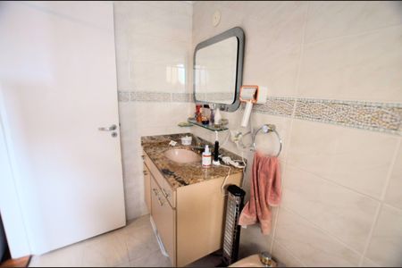 Apartamento à venda com 120m², 3 quartos e 2 vagasBanheiro 1