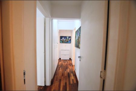 Apartamento à venda com 120m², 3 quartos e 2 vagasCorredor