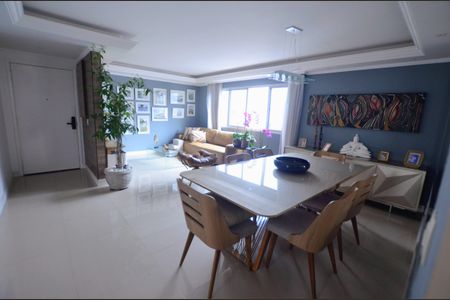 Apartamento à venda com 120m², 3 quartos e 2 vagasSala