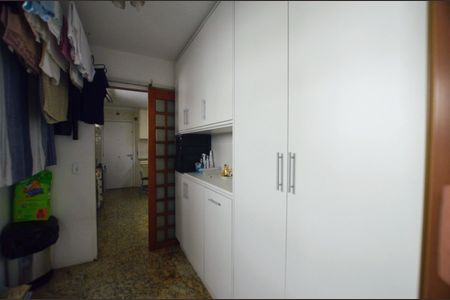 Apartamento à venda com 120m², 3 quartos e 2 vagasÁrea de Serviço