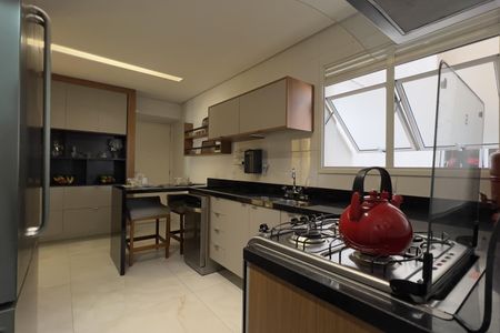 Apartamento à venda com 162m², 4 quartos e 3 vagasCozinha e Área de Serviço