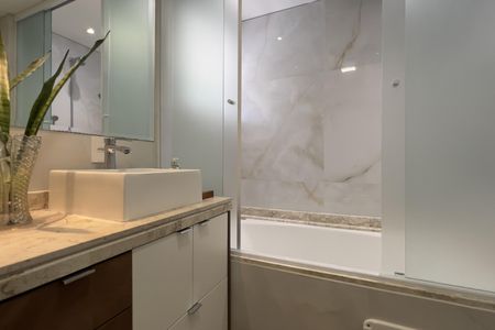 Apartamento à venda com 162m², 4 quartos e 3 vagasBanheiro da Suíte 3