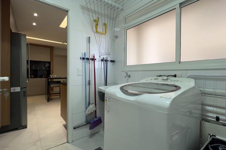 Apartamento à venda com 162m², 4 quartos e 3 vagasCozinha e Área de Serviço