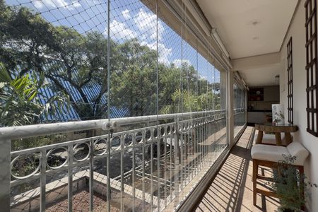 Apartamento à venda com 162m², 4 quartos e 3 vagasVaranda da Suíte 3