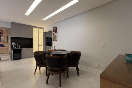 Apartamento à venda com 162m², 4 quartos e 3 vagasSala