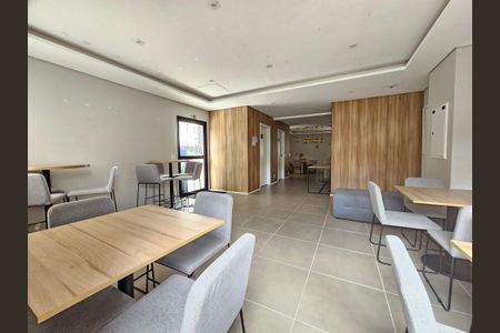 Apartamento para alugar com 45m², 2 quartos e sem vagaÁrea comum - Salão de festas