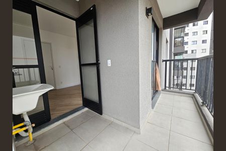 Apartamento para alugar com 45m², 2 quartos e sem vagaSacada