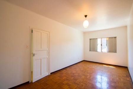 Casa para alugar com 100m², 3 quartos e 6 vagasQuarto 1