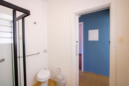 Casa para alugar com 100m², 3 quartos e 6 vagasBanheiro