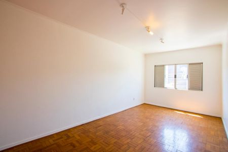 Casa para alugar com 100m², 3 quartos e 6 vagasQuarto 3