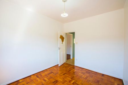 Casa para alugar com 100m², 3 quartos e 6 vagasQuarto 2