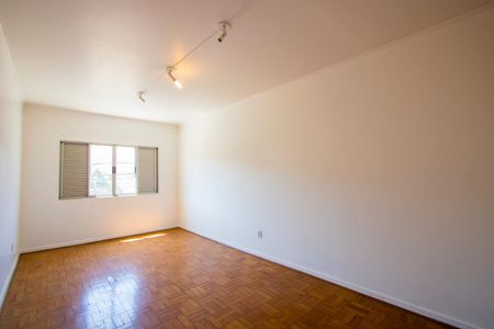 Casa para alugar com 100m², 3 quartos e 6 vagasQuarto 3