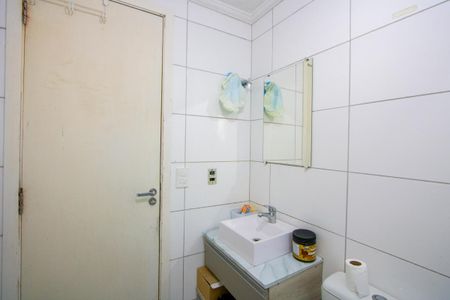 Apartamento à venda com 67m², 2 quartos e 1 vagaBanheiro do quarto 1