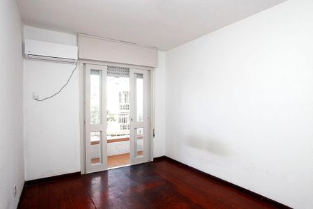 Quarto 1 de apartamento para alugar com 2 quartos, 80m² em Centro Histórico, Porto Alegre