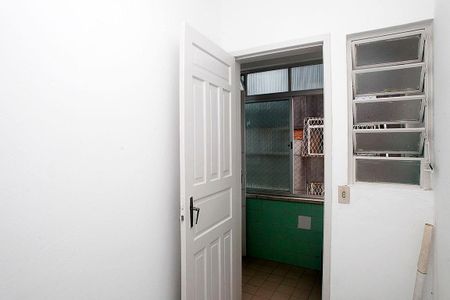 Apartamento para alugar com 80m², 2 quartos e sem vagaCozinha + Área de Serviço + Despensa