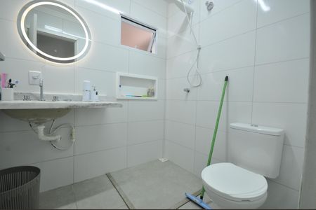 Casa à venda com 150m², 3 quartos e 2 vagasBanheiro da Suíte 1