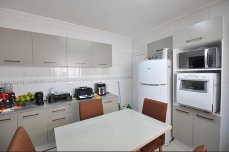 Casa à venda com 150m², 3 quartos e 2 vagasCozinha