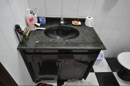 Casa à venda com 150m², 3 quartos e 2 vagasBanheiro da Suíte 2