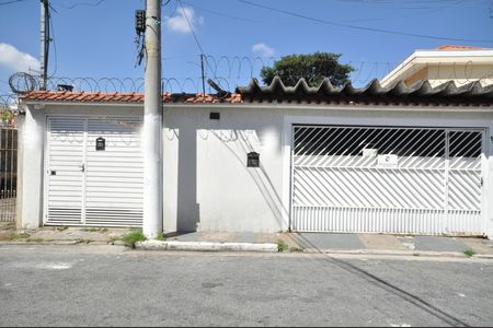 Casa à venda com 150m², 3 quartos e 2 vagasFachada