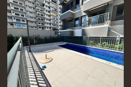Studio para alugar com 43m², 2 quartos e sem vagaÁrea comum - Piscina