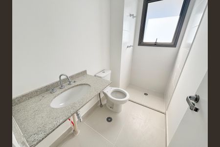 Studio para alugar com 43m², 2 quartos e sem vaga Studio para alugar com 43m², 2 quartos e sem vagaBanheiro