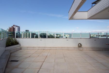 Apartamento para alugar com 355m², 4 quartos e 4 vagasCobertura