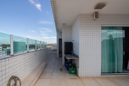 Apartamento para alugar com 355m², 4 quartos e 4 vagasCobertura