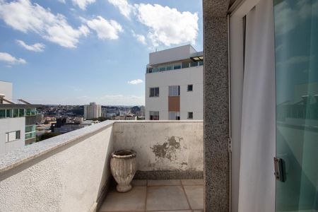 Apartamento para alugar com 355m², 4 quartos e 4 vagasVaranda da Sala 2