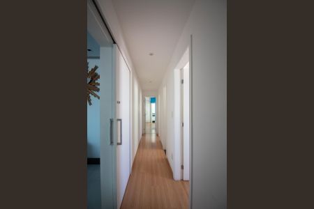 Apartamento para alugar com 355m², 4 quartos e 4 vagasCorredor