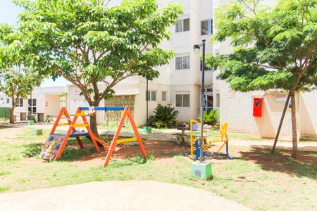 Apartamento para alugar com 55m², 2 quartos e 1 vaga Apartamento para alugar com 55m², 2 quartos e 1 vagaÁrea comum - Playground