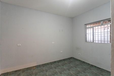 Quarto de casa para alugar com 1 quarto, 40m² em Jardim Luso, São Paulo