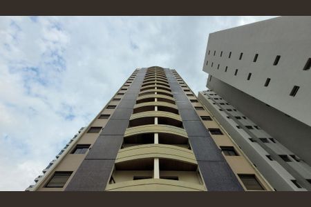 Apartamento à venda com 49m², 1 quarto e 1 vagaFachada