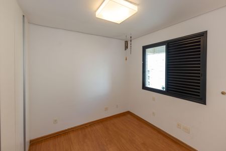 Apartamento para alugar com 134m², 4 quartos e 2 vagas Apartamento para alugar com 134m², 4 quartos e 2 vagasQuarto 2