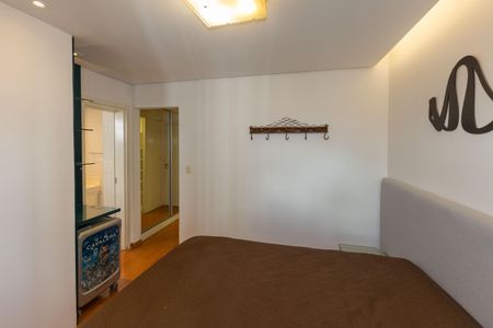 Apartamento para alugar com 134m², 4 quartos e 2 vagasSuíte 1