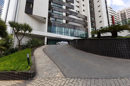 Apartamento para alugar com 134m², 4 quartos e 2 vagasFachada