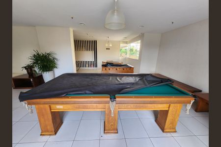 Apartamento à venda com 77m², 2 quartos e 1 vagaÁrea externa