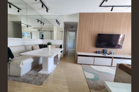 Sala de apartamento à venda com 2 quartos, 77m² em Barra da Tijuca, Rio de Janeiro