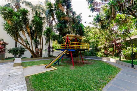 Apartamento para alugar com 57m², 2 quartos e 1 vaga Apartamento para alugar com 57m², 2 quartos e 1 vagaÁrea comum - Playground