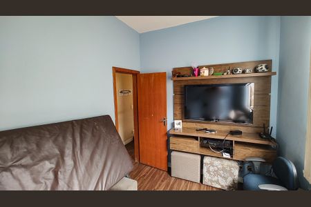 Casa para alugar com 3 quartos, 210m² em Minascaixa, Belo Horizonte