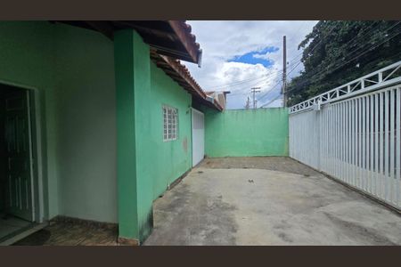Foto 02 de casa à venda com 3 quartos, 136m² em Parque Industrial, Campinas