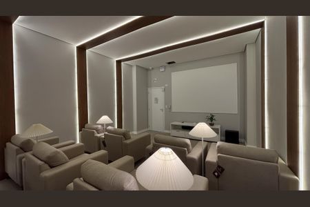 Apartamento para alugar com 72m², 2 quartos e 1 vaga Apartamento para alugar com 72m², 2 quartos e 1 vagaÁrea comum - Sala de Cinema