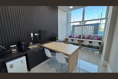 Apartamento para alugar com 72m², 2 quartos e 1 vaga Apartamento para alugar com 72m², 2 quartos e 1 vagaÁrea comum - Sala business