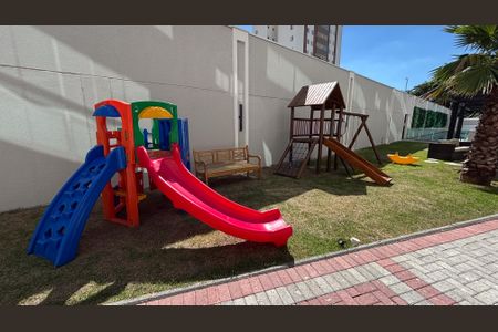 Apartamento para alugar com 72m², 2 quartos e 1 vaga Apartamento para alugar com 72m², 2 quartos e 1 vagaÁrea comum - Playground