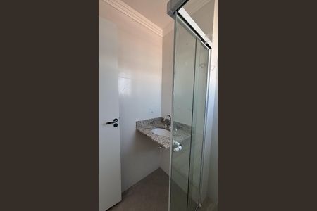 Apartamento para alugar com 72m², 2 quartos e 1 vaga Apartamento para alugar com 72m², 2 quartos e 1 vagaBanheiro da Suíte