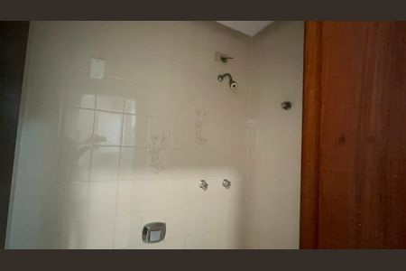 Apartamento à venda com 93m², 3 quartos e 2 vagas Apartamento à venda com 93m², 3 quartos e 2 vagasBanheiro de serviço