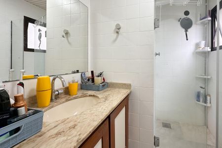 Apartamento à venda com 92m², 2 quartos e 1 vagaBanheiro da Suíte