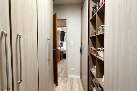 Apartamento à venda com 92m², 2 quartos e 1 vagaCloset