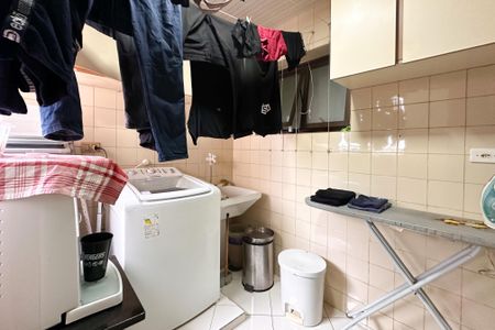 Apartamento à venda com 92m², 2 quartos e 1 vagaÁrea de Serviço